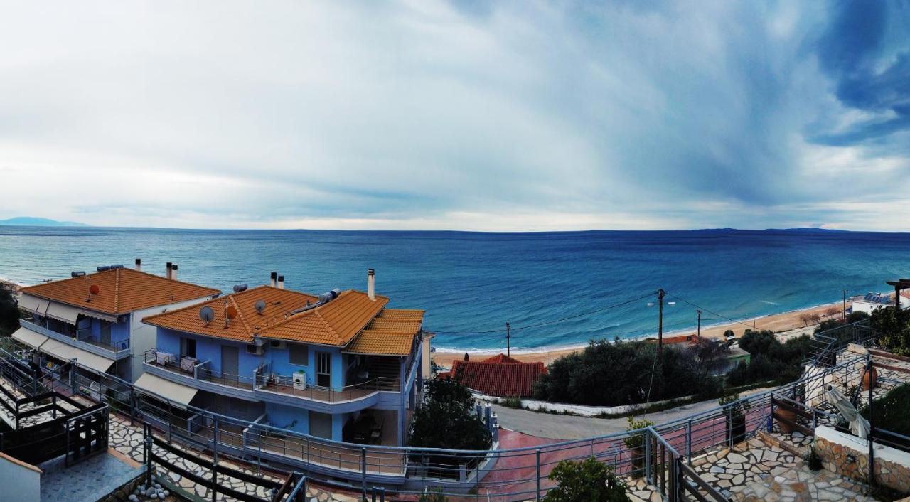 Loutsa By The Sea Appartement Buitenkant foto